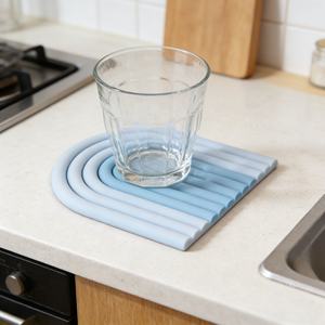 แผ่นรองกันความร้อนสำหรับหม้อและจานร้อน ลายรุ้งน่ารัก ทำจากซิลิโคน ยางซิลิโคน พีวีซี ใช้รองแก้วและจาน - Product Image 5