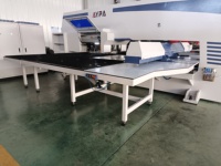 Prensa Punzonadora CNC Automática para Chapa Metálica con Sistema de Torreta