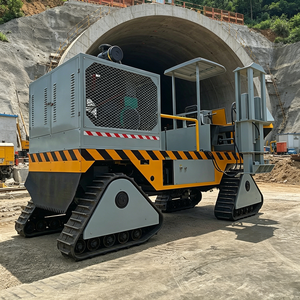 Machine de pavage de bordures en béton de précision laser, fournie par l'usine, pour la réalisation de bordures de routes urbaines - Product Image 1