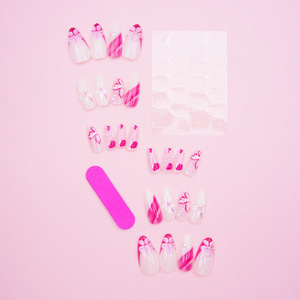 <span class=keywords><strong>Faux</strong></span> <span class=keywords><strong>ongles</strong></span> en <span class=keywords><strong>gel</strong></span> 3D en forme d'amande, style français rose, motif étoile de mer et fleur, avec boule dorée en ABS, couvrance totale, colle amovible – Meilleures ventes - Product Image 4