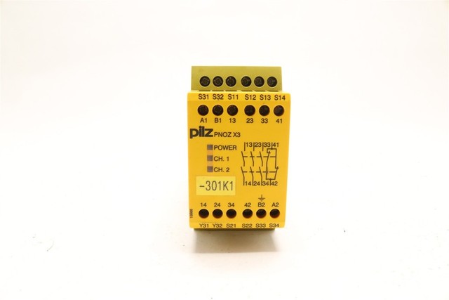 SAFETY RELAY PN0Z X3 230VAC 24VDC 3NO 1NC 1SO