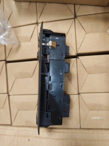 QSF 96749624ZD Adatto per l'interruttore del regolatore del vetro della finestra del vecchio modello <span class=keywords><strong>PEUGEOT</strong></span> <span class=keywords><strong>208</strong></span> - Product Image 4