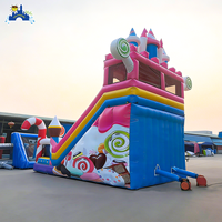 Toboggan gonflable LilyToys pour fête, toboggan gonflable attrayant aux couleurs bonbon, grand toboggan gonflable coloré