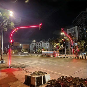 Postes de Señalización de Tráfico Iluminados con LED en Rojo y Verde, Sistemas Integrados de Iluminación Vial - Product Image 1