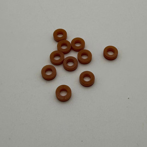 Rondelles isolantes en résine phénolique rouge et noire, taille personnalisée pour applications électriques - Product Image 1