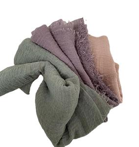 GLS046, venta al por mayor de <span class=keywords><strong>China</strong></span>, bufandas personalizadas para la cabeza, bufandas y chales de algodón Hijabs de gasa musulmana étnica para mujer baratas - Product Image 3