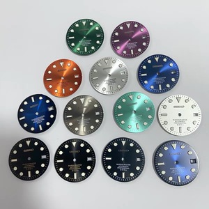 Cadran de montre Sunburst 29MM vert lumineux pour boîtier de montre compatible avec le mouvement NH35 NH36 - Product Image 1