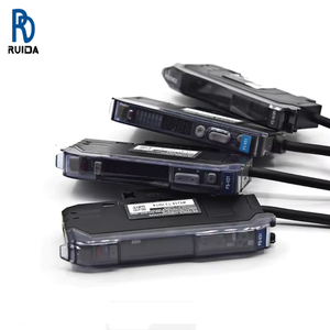 Câble amplificateur de fibre optique Keyence type FS-N18N FS-V31 FS-V31P FS-N18P FS-V22R - Product Image 1