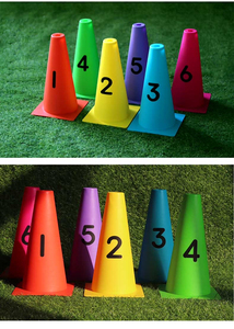 Cônes de marquage en plastique de haute qualité pour l'entraînement au football et les parkings - Product Image 4