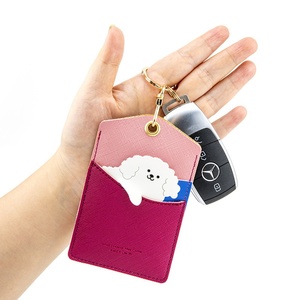 Llavero de dibujos animados al por mayor para regalo pequeño, colgante de cuero PU, soporte para tarjeta de identificación, duradero, suave, ecológico, con logotipo personalizado para niños - Product Image 5