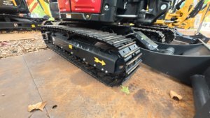 便宜大优惠二手洋马 Vio35 3.5吨小型挖掘机低价日本制造低工时二手挖掘机 - Product Image 4