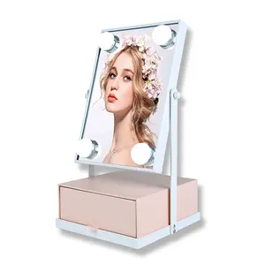 Groothandel Meisje Cosmetische 360 Graden 4 Led Hollywood Make-Up Spiegel Met Verstelbare Helderheid Licht