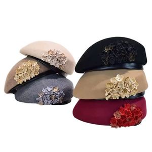 Boina de Lana 100% para Mujer, Moda Otoño Invierno, con Flor de Fieltro - Product Image 2