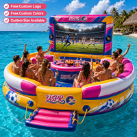 Salon de visionnage public de football gonflable avec bar flottant et support grand écran pour les centres de villégiature, les parcs, la location et les événements