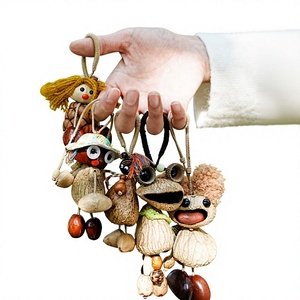 Colgante de Cascabel de Concha de Fruta Artesanal con Diseño Original de Nicho, Accesorio para Llavero, Unisex, Hecho en China - Product Image 1