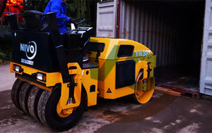 Nivo YN30T 3000kg lastik kombine mini titreşimli yol silindir sıkıştırıcı <span class=keywords><strong>3ton</strong></span> pnömatik lastik rulo YNR15/17 veya parçaları - Product Image 4