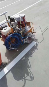 Machine de marquage routier à pulvérisation à froid LXD-6L, poussée manuelle, moteur essence 5,5 CV, avec pompe haute efficacité pour parking - Product Image 2