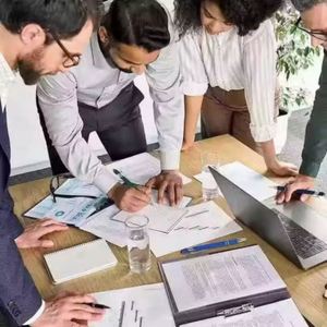 Stylo bille publicitaire en métal caoutchouté avec capteur tactile en aluminium, personnalisable avec logo, pour cadeaux d'affaires en gros - Product Image 6