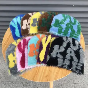 YKH grosir semua cetak Mohair Jacquard Beanies topi dengan Logo khusus