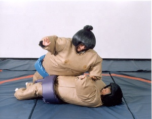 Combinaisons de <span class=keywords><strong>sumo</strong></span> rembourrées à double mousse, costumes de lutte de <span class=keywords><strong>sumo</strong></span> avec tapis - Product Image 3