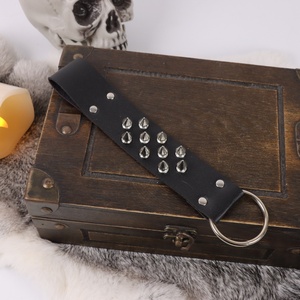 Breloque de ceinture en cuir style punk, pendentif de taille gothique avec rivets tête de mort, accessoire de costume rock, décoration de jupe de motard, noir - Product Image 3
