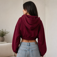 Vente en gros de sweats à capuche zippés personnalisés pour femmes, en molleton léger 100% coton 300GSM, respirant, style streetwear, coupe courte