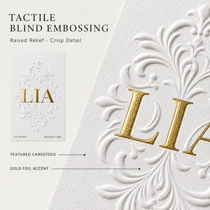Biglietti da Visita Vintage con Stampa in Lamina d'Oro, Formato Alto, Cartoncino Texturizzato con Decorazioni Floreali in Rilievo e Monogramma in Lamina - Product Image 2