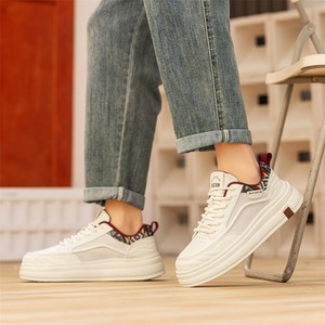 2026 new model lightweight soft-soled sports <b>sneakers</b> teenagers ethnic style niche market breathable thick-soled casual shoes - Product Image 3