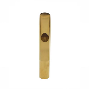 Boquilla de Saxofón Barítono de Metal Chapado en Oro Eastern Music con Tapa y Abrazadera - Product Image 1