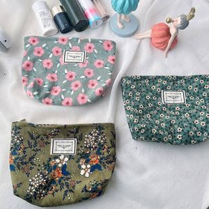 Bolsa de Cosméticos de Pana con Cierre de Cremallera, Estilo Moderno para Guardar Maquillaje y Productos de Belleza - Product Image 1