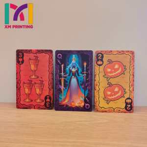 Jeu de tarot personnalisé de luxe avec des bords de cartes noirs et des illustrations vibrantes - Product Image 2