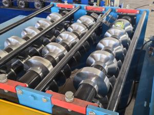 Farbe Stahldach system Wellblech Dach platte Hydraulisch gebogenes Crimpen Biege walzen form maschine - Product Image 5