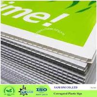 Impression personnalisée PP feuille ondulée panneau d'affichage extérieur signalisation étanche Coroplast panneaux de triage en plastique 18x24 avec H-stakes