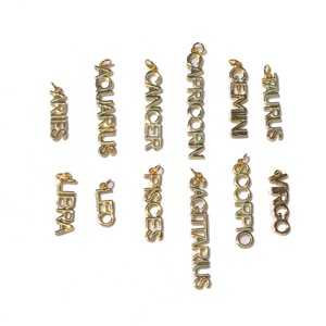 Vente en gros <span class=keywords><strong>horoscope</strong></span> couleur or police anglaise lettres initiales signe du zodiaque pendentif pour bijoux accessoires chine fournisseur - Product Image 3