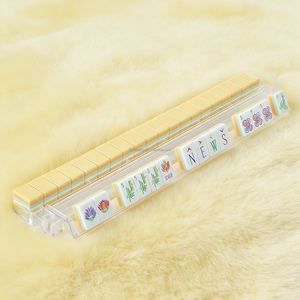 En gros, Nouvel ensemble de Mahjong de voyage moderne en acrylique, motif Bambou Jaune, 160 tuiles gravées, 4 couches, de luxe, Oh My American, tuiles de Mahjong personnalisées - Product Image 3