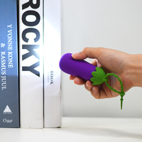 Mini lampe torche USB rechargeable en silicone, porte-clés, cadeau mignon pour le camping en plein air, vente en gros