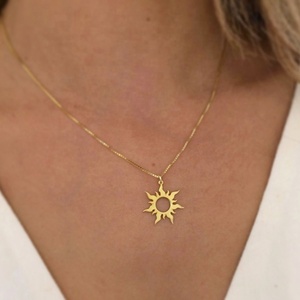 Trendy 18K Gold Plated <strong>Jewelry</strong> Necklace Making <strong>Supplies</strong> Dainty Stainless Steel Sun Charm Necklace for Women - Product Image 3