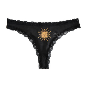 Lace Moon Print Panty Low-Rise Comfort Tanga Tallas grandes Ropa interior de mujer - Product Image 4