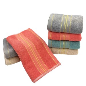 Toallas Faciales a Rayas de Algodón Puro 35x75cm, Suaves y Absorbentes, Ideales para Regalo, Toallas Rectangulares Amigables con la Piel - Product Image 4