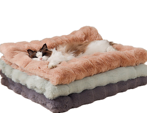 Manta de Felpa Grande y Suave para Perros y Gatos, Venta al por Mayor de Fábrica, Mantiene el Calor, Antiarañazos, Lavable, Diseño de Lujo - Product Image 1