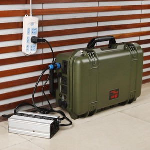 Nouvelle conception de station d'alimentation portable solaire hors réseau AC 220v 3000w 4144wh pour l'extérieur - Product Image 1