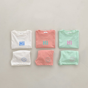 Conjunto de Ropa Casual para Bebé con Camiseta de Manga Corta con Estampado de Letras y Pantalones Cortos - Product Image 1