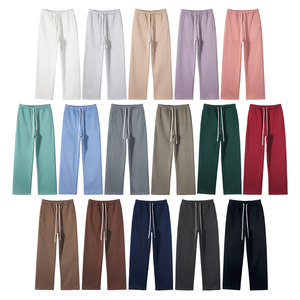Pantalones de chándal de algodón y poliéster bordados, pantalones de chándal de pierna recta de lana gruesa, pantalones de chándal con logotipo de parche bordado desgastado personalizado - Product Image 1
