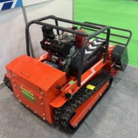 Industriel 50 °   Tondeuse robotisée sur chenilles autotractée diesel RC sans fil 4 temps pour terrains accidentés