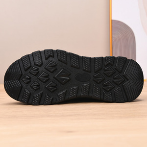 Minimalist and Elegant Stitching Design Waterproof Windproof <strong>Snow</strong> <strong>Boots</strong> Outdoor Daily Exercise Running Casual <strong>Men</strong> Sports Shoes - Product Image 2