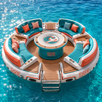 Grande île flottante gonflable pour fête aquatique avec sièges lounge pour la baignade en famille, les boissons, le bain de soleil, la détente au lac et à la plage