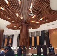 Panneaux de plafond modernes en aluminium personnalisés Conception de vagues Plafond commercial ignifuge Hôtels Hôpitaux Centres commerciaux Sous-sols Gymnases