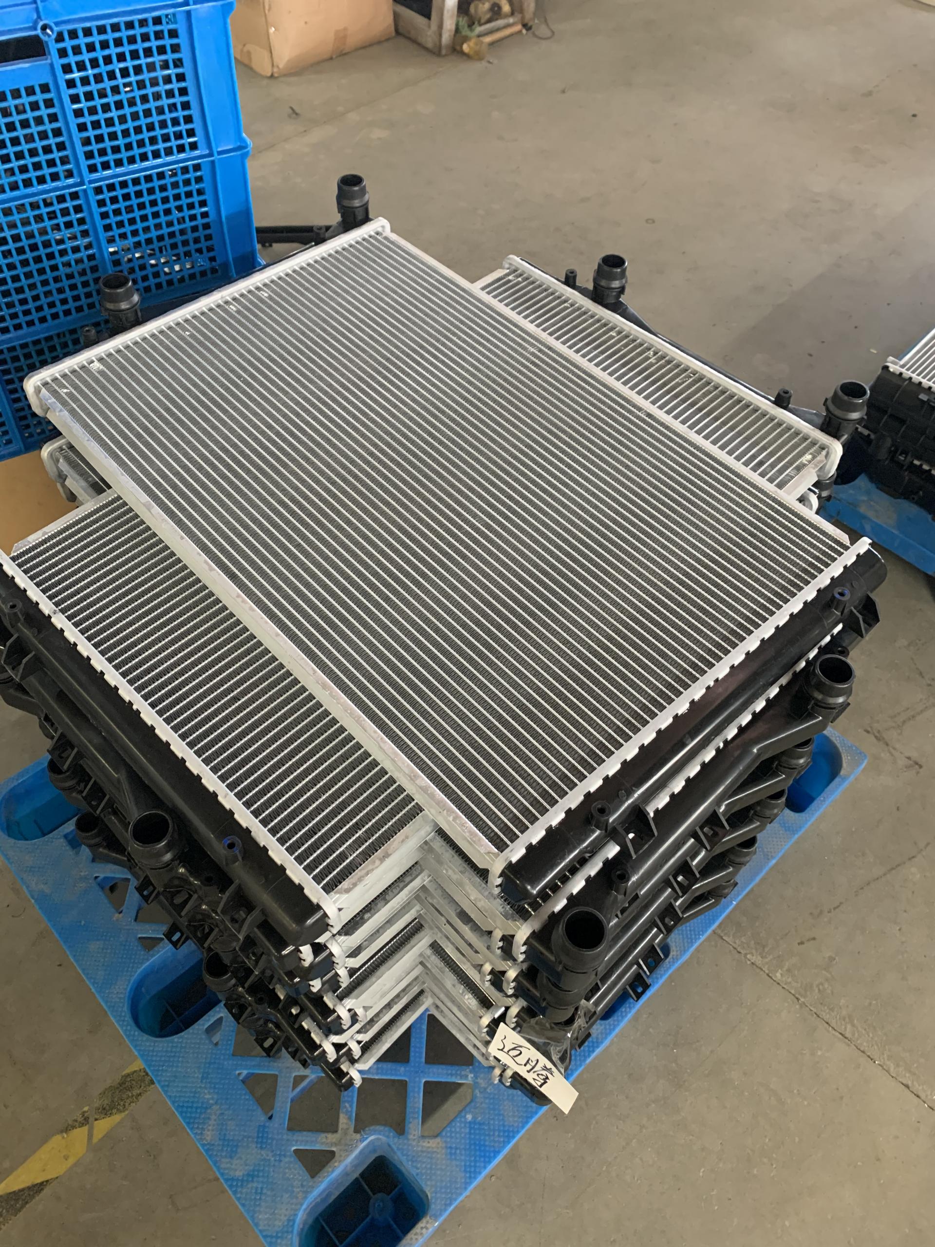 toar様☆専用 SHIPS｜quaranciel: A4 ドロストコード ギャザー トートバッグ