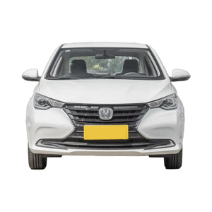 2019 édition Yuexiang berline d'<span class=keywords><strong>occasion</strong></span> confort personnalisé <span class=keywords><strong>1000</strong></span> taxis ventes 1.5L DCT direction à gauche prix réels <span class=keywords><strong>pas</strong></span> chers voitures Changan - Product Image 1