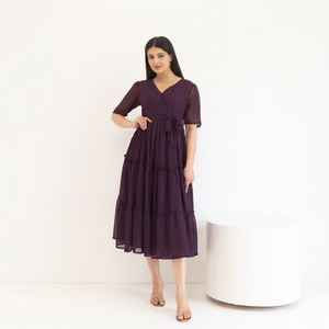 Robe midi en mousseline violette à col en V avec ourlet étagé, manches trois quarts, coupe trapèze, style décontracté à nouer, pour le printemps et le quotidien - Product Image 1